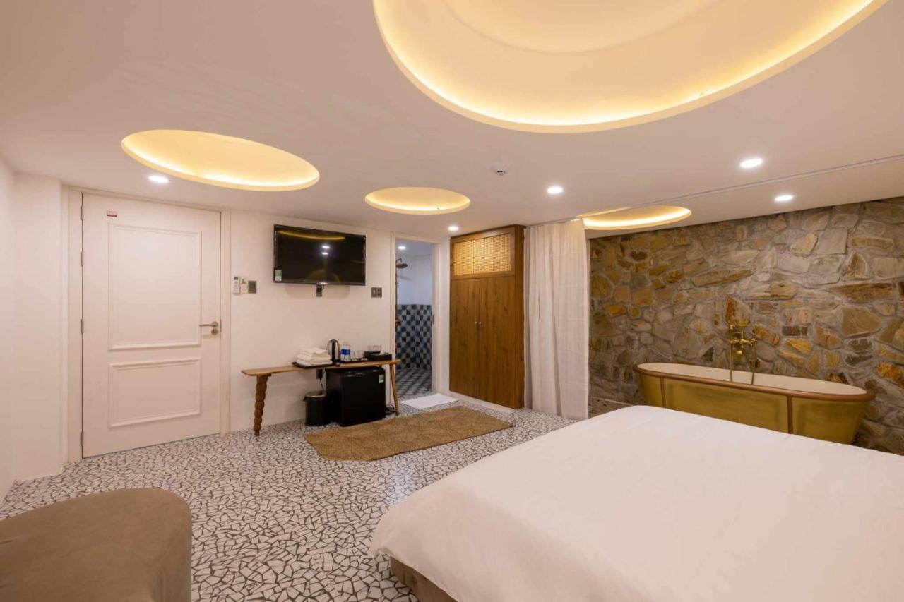 Pisces Hotel Hue Luaran gambar